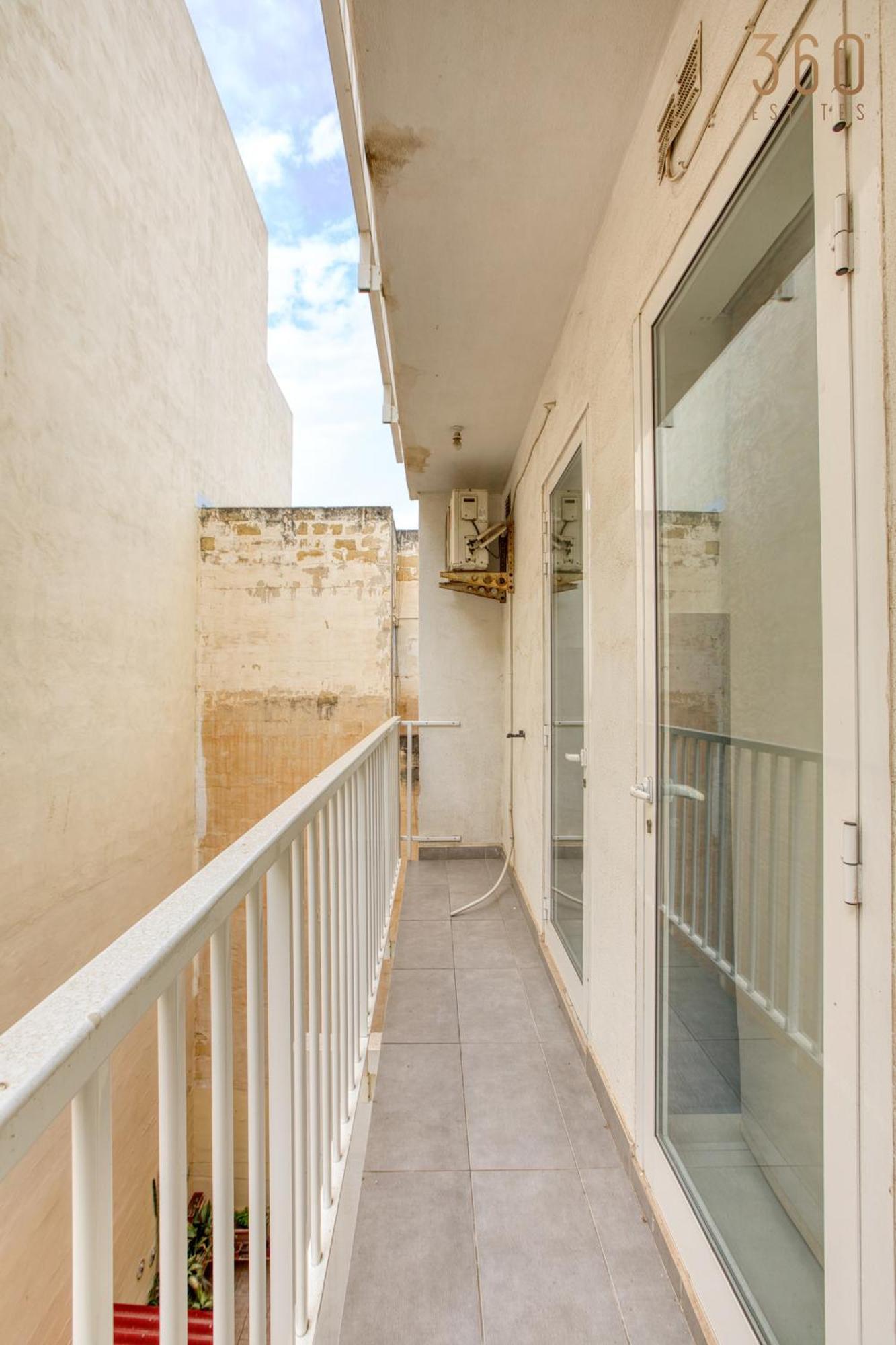 A Lovely 3 Bedroom, 3 Baths Home In The Centre Of Gzira By 360 Estates Exteriér fotografie
